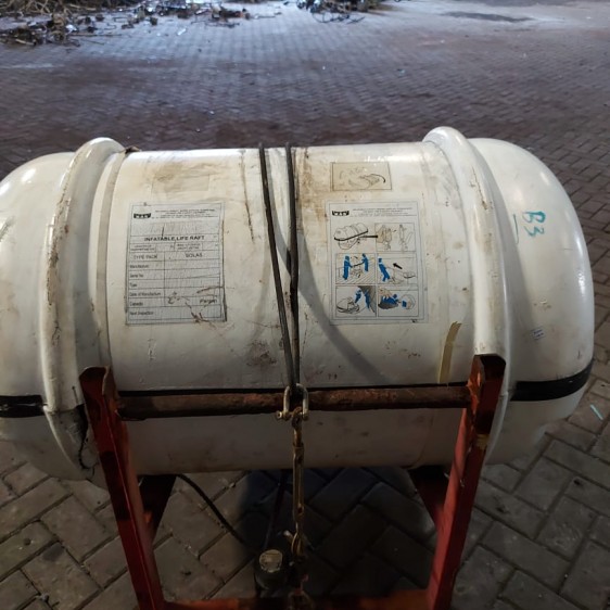 SEKOCI / INFLATABLE LIFERAFT 20 PERSON TYPE SOLAS (SOLD)